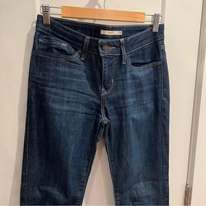 Levi’s 712 Slim